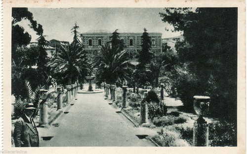 Caltagirone public garden - public,