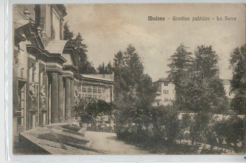 Modena public garden - -,